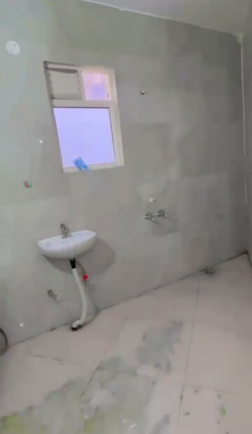 Bathroom in 1.5 BHK Builder Floor at New Ashok Nagar – for Rent
