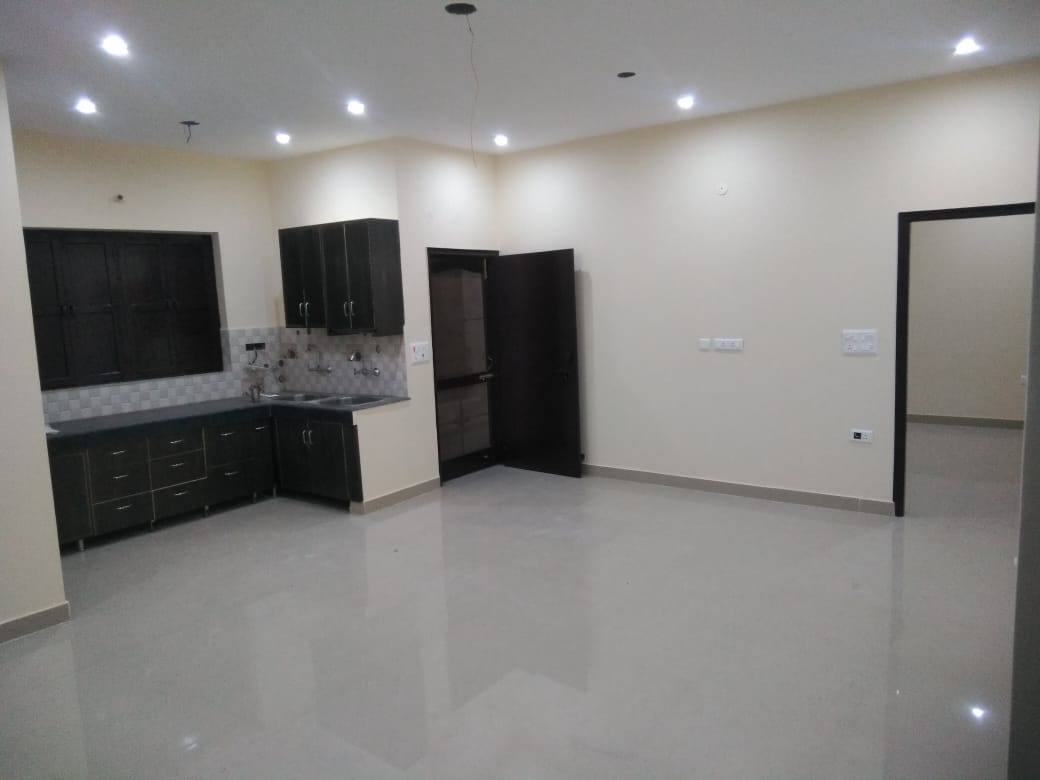 Living Room in 3 BHK Independent House at Sector 4 – for Rent