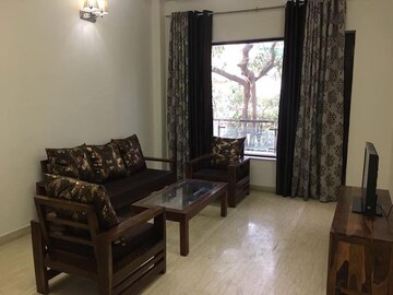 Living Room in 3 BHK Independent House at Sector 4 – for Rent