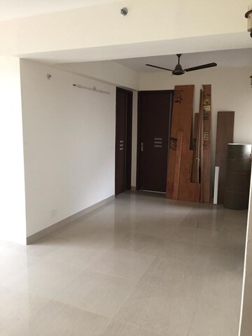 Room in 3 BHK Independent House at Sector 4 – for Rent