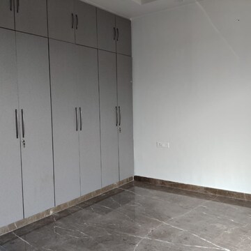 Room in 1 BHK Apartment at Anant Best Homes, Sector 73 – for Rent