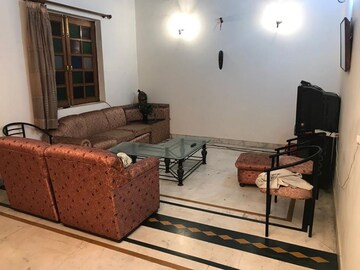 Living Room in 3 BHK Independent House at Sector 4 – for Rent