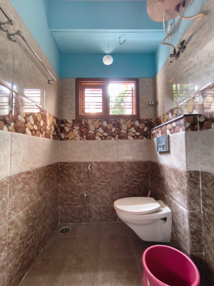 Bathroom, kumara-krupa 3 Bedroom 1583 Sq.Ft. Apartment In Murugesh Palya Bangalore 9151451