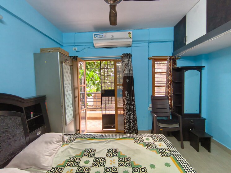 Bedroom, kumara-krupa 3 Bedroom 1583 Sq.Ft. Apartment In Murugesh Palya Bangalore 9151451