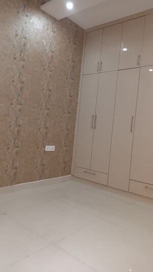 2.5 BHK Apartment For Sale in Dhakoli