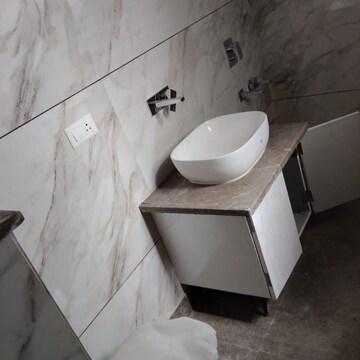 Bathroom in 1 RK Apartment at Super Avenue, Sector 73 – for Rent
