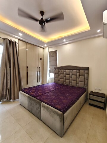 Bedroom in 3 BHK Builder Floor at The 4 Aces CHS, Sector 43 – for Rent
