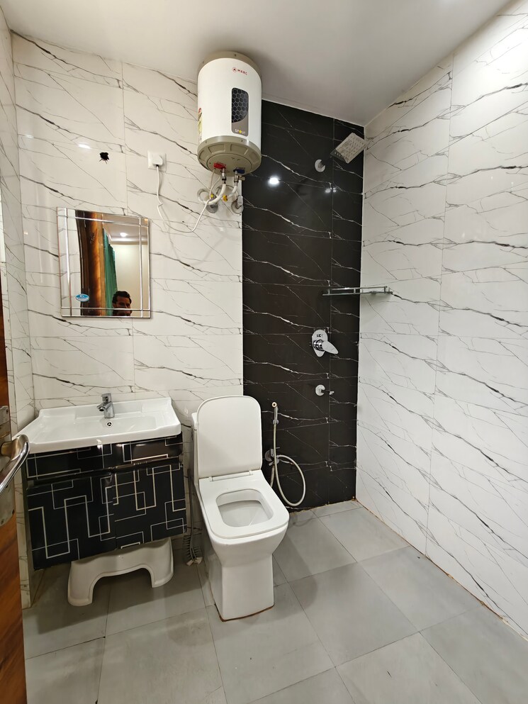 undefined, the-4-aces-chs 3 Bedroom 163 Sq.Yd. Builder Floor In Sector 43 Gurgaon 9151510