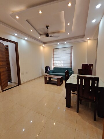 Living Room in 3 BHK Builder Floor at The 4 Aces CHS, Sector 43 – for Rent