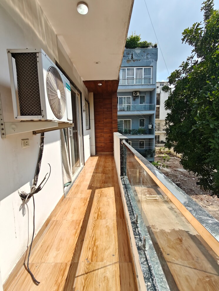 Balcony, the-4-aces-chs 3 Bedroom 163 Sq.Yd. Builder Floor In Sector 43 Gurgaon 9151510