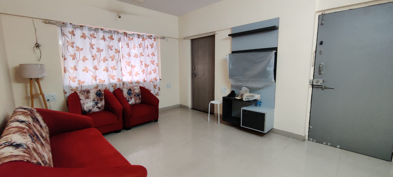 2 BHK + Extra Room Apartment For Rent in BU Bhandari Colonnade Apartment