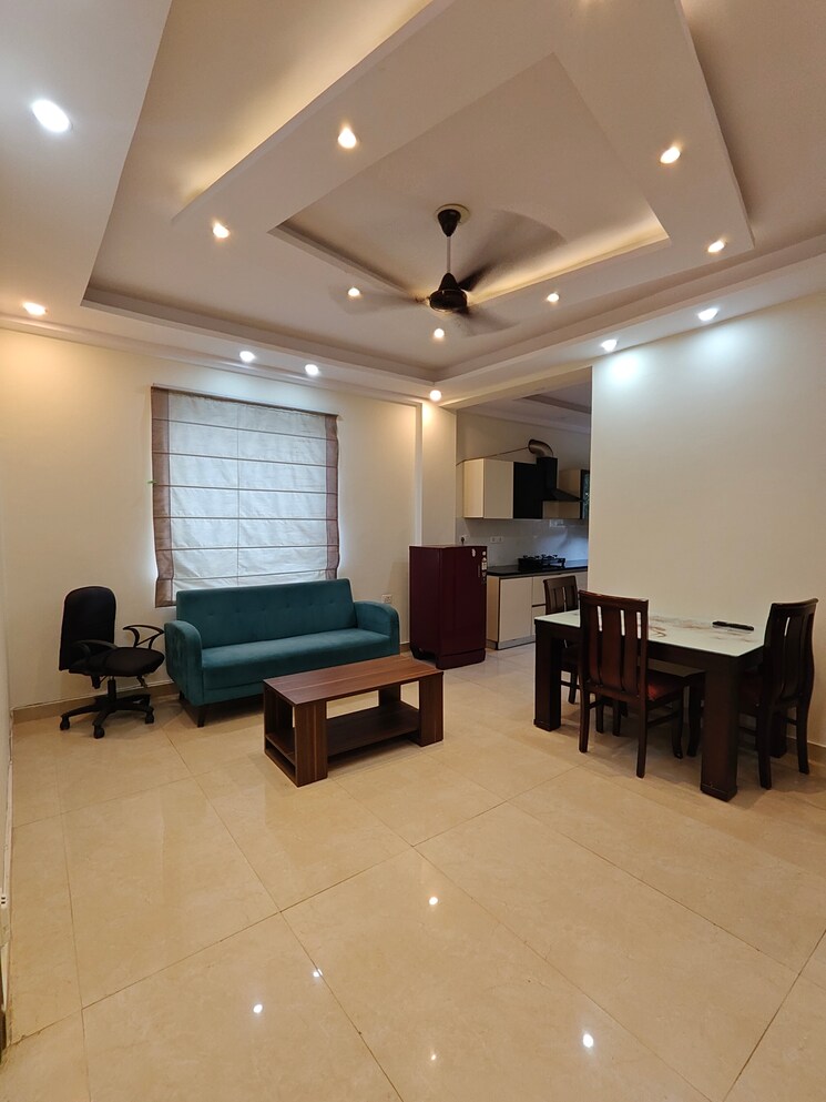 Living Room, gupta-awas 3 Bedroom 170 Sq.Yd. Builder Floor In Sector 43 Gurgaon 9151522