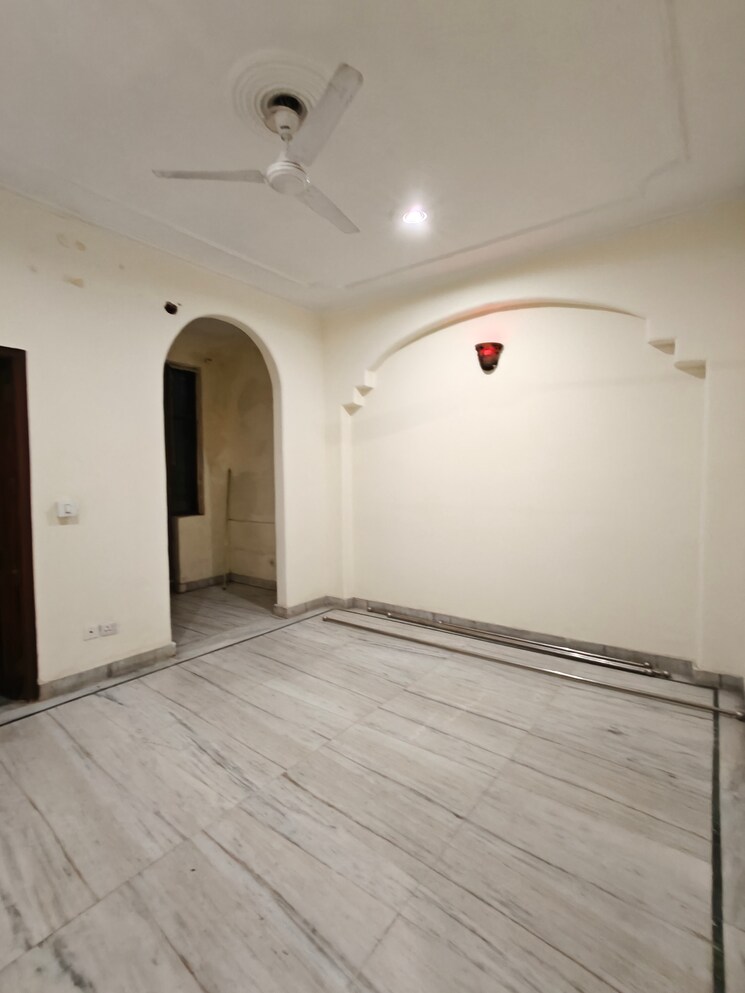 Room, uday-arden-45 2.5 Bedroom 215 Sq.Yd. Builder Floor In Sector 45 Gurgaon 9151535