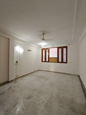 Room in 4 BHK Villa at Ansal Sushant Lok I, Sector 43 – for Rent