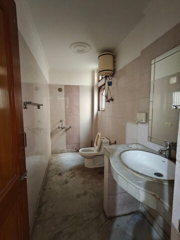 Bathroom in 4 BHK Independent House at Ansal Sushant Lok I, Sector 43 – for Rent