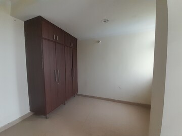 Room in 5 BHK Apartment at Maya Garden City, Lohgarh – for Sale