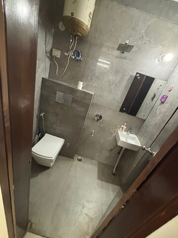 Bathroom in 2 BHK Apartment at RWA Residential Society Sector 46, Sector 46 – for Rent
