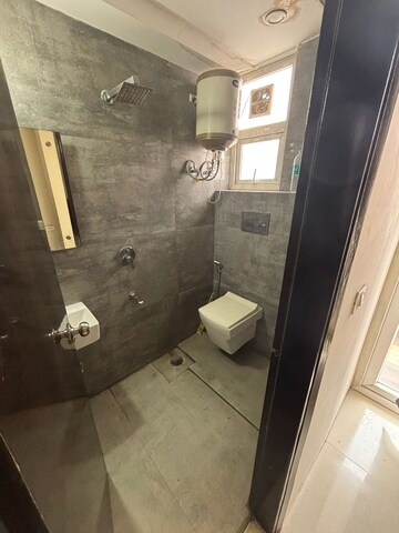 Bathroom in 2 BHK Apartment at RWA Residential Society Sector 46, Sector 46 – for Rent