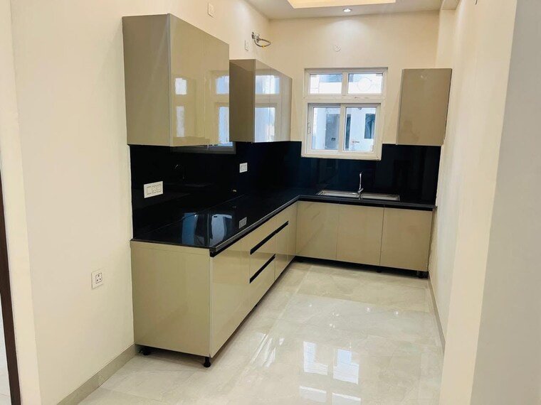 Kitchen, pir machalla 3 Bedroom 1300 Sq.Ft. Builder Floor In Pir Machalla Zirakpur 9151567