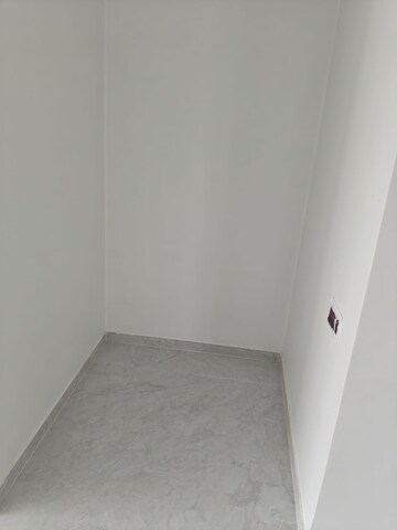 Room in 3 BHK Apartment at Prem Sagar CHS Santacruz West, Santacruz West – for Sale