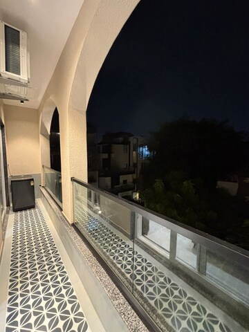 Balcony in 1 BHK Builder Floor at Saket – for Rent