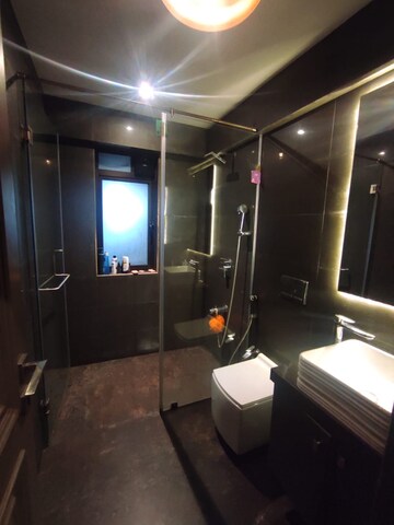 Living Room in 2 BHK Apartment at Paramount Towers, Khar West – for Rent