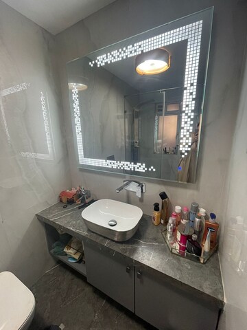 Furnished Amenities in 2 BHK Apartment at Paramount Towers, Khar West – for Rent