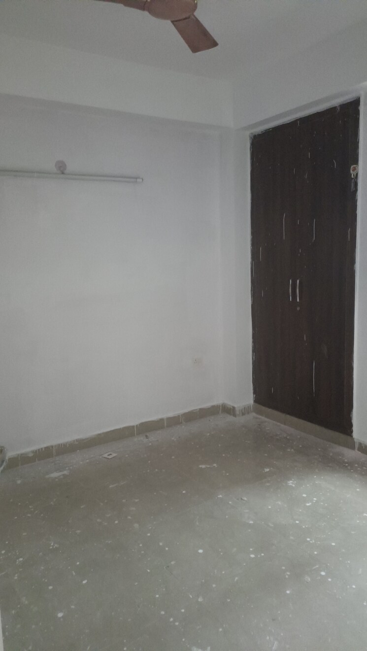 Room, supertech-mart 2 Bedroom 1150 Sq.Ft. Apartment In Sector 74 Noida 9151602