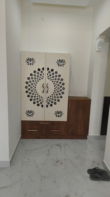 Room in 2 BHK Apartment at Pallavaram – for Sale