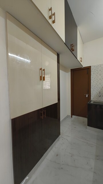 Room in 3 BHK Apartment at Pallavaram – for Sale