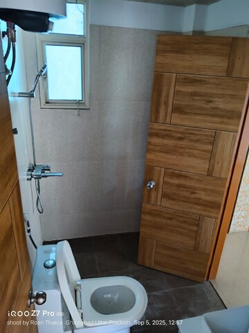 Master Bedroom in 3 BHK Apartment at Keltech Golf Vista, Dundahera – for Rent