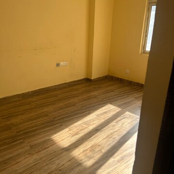 Room in 2 BHK Apartment at MCC Signature Residency, Raj Nagar Extension – for Rent