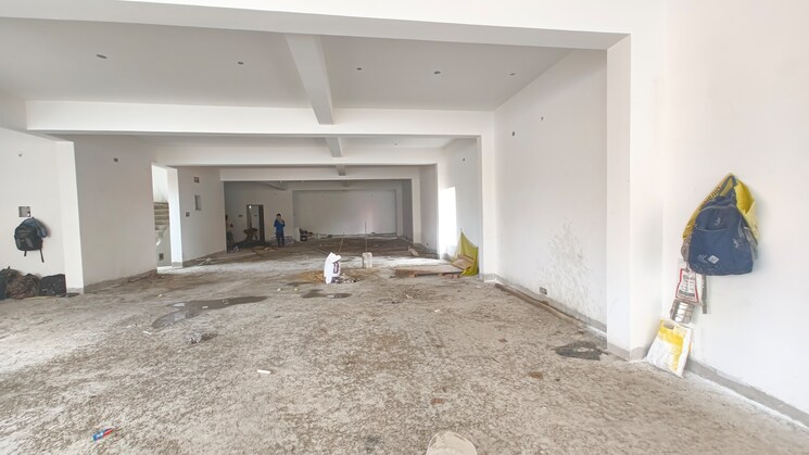  Parking, pallavaram Commercial Office Space 1348 Sq.Ft. In Pallavaram Chennai 9151647