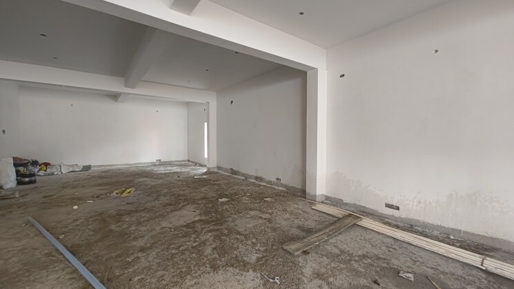 Room, pallavaram Commercial Office Space 1348 Sq.Ft. In Pallavaram Chennai 9151647