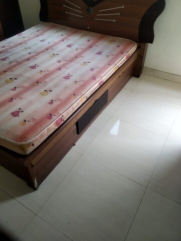 Furnished Amenities in 2 BHK Apartment at RK Lunkad Nisarg Nirmiti, Pimple Saudagar – for Rent