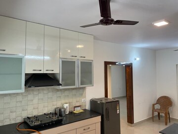 Kitchen in 3 BHK Apartment at Alaknanda Apartment Gomti Nagar, Gomti Nagar – for Rent