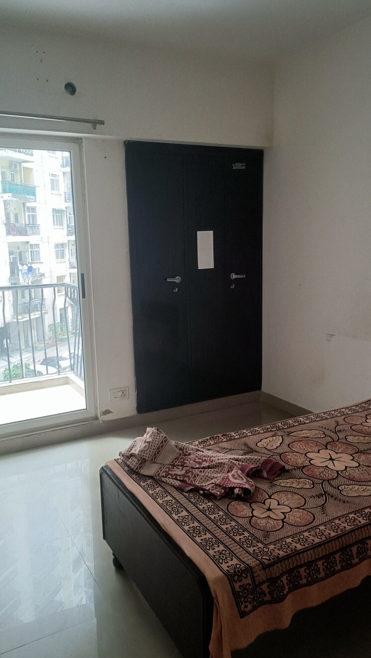 Room, maxblis-white-house 2 Bedroom 990 Sq.Ft. Apartment In Sector 75 Noida 9151694