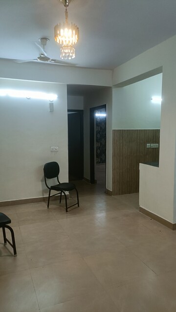 Room in 2 BHK Apartment at Gardenia Gateway, Sector 75 – for Rent