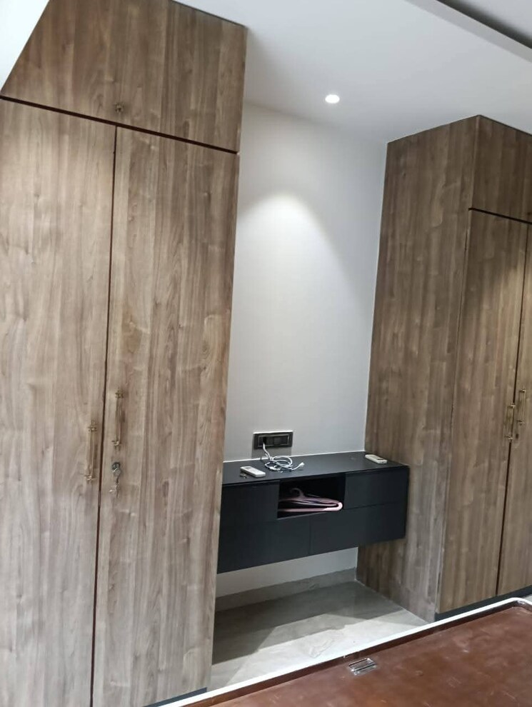 undefined, silver-mist-chs 2 Bedroom 700 Sq.Ft. Apartment In Versova Mumbai 9151702