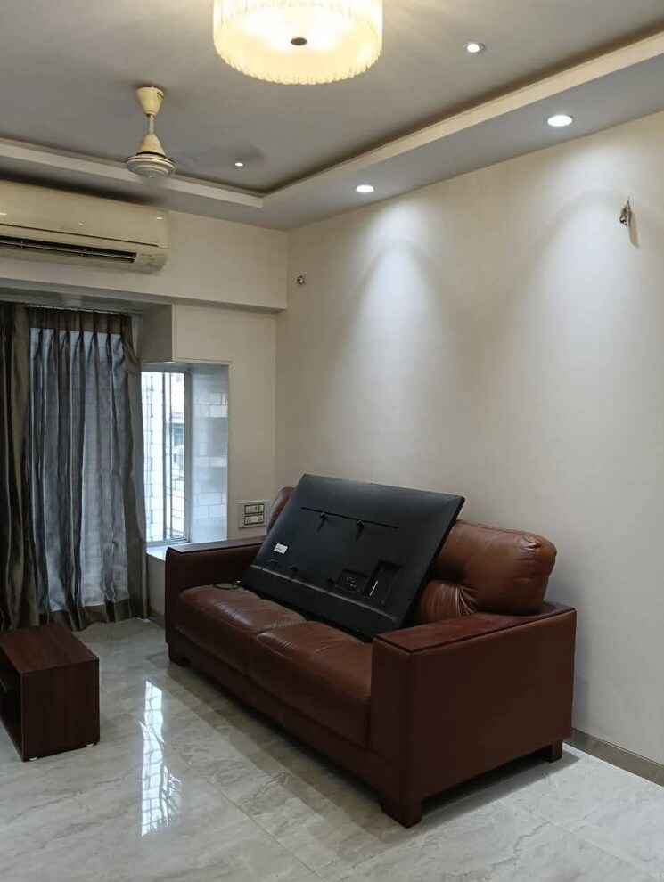 Living Room, silver-mist-chs 2 Bedroom 700 Sq.Ft. Apartment In Versova Mumbai 9151702