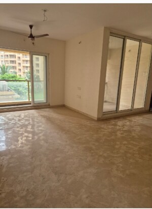2 BHK Apartment For Sale in Dosti Imperia Phase I, Ghodbunder Road