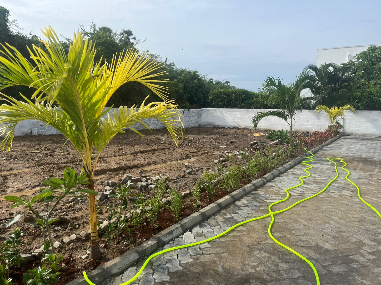 3 BHK + Pooja Room,Study Room,Extra Room Villa For Sale in 3bhk Uthandi 