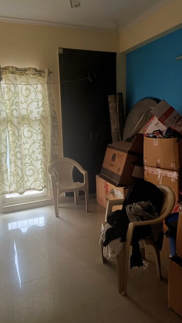 Team Area in 3 BHK Apartment at Aims Golf Avenue II, Sector 75 – for Rent