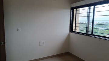 Room in 2.5 BHK Apartment at Magarpatta Riverview City, Loni Kalbhor – for Rent