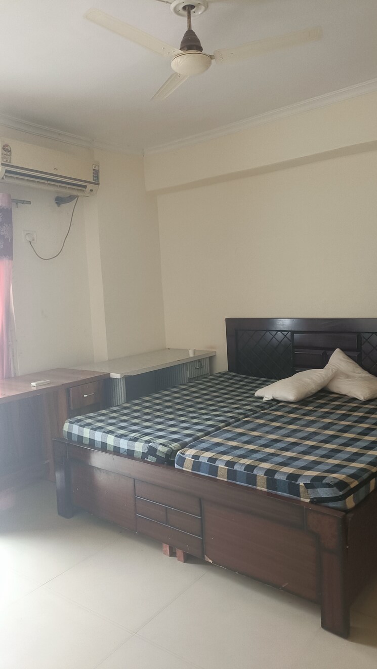 Bedroom, gardenia-gateway 3 Bedroom 1595 Sq.Ft. Apartment In Sector 75 Noida 9151730