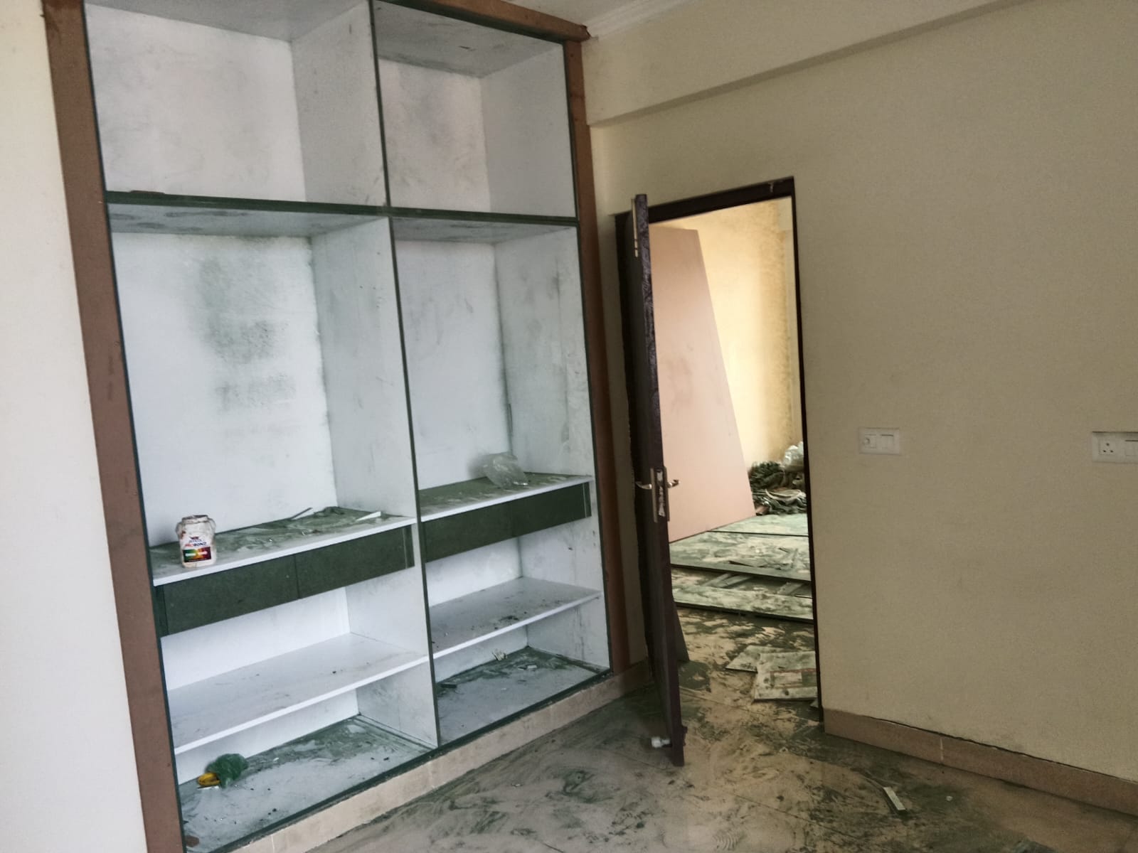 3 BHK Apartment For Rent in Amrapali Crystal Homes