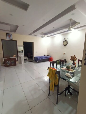 Living Room in 3.5 BHK Villa at Sector 18 – for Rent