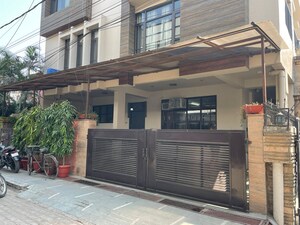 6 BHK Villa – Exterior View View at Gomti Nagar - for Sale