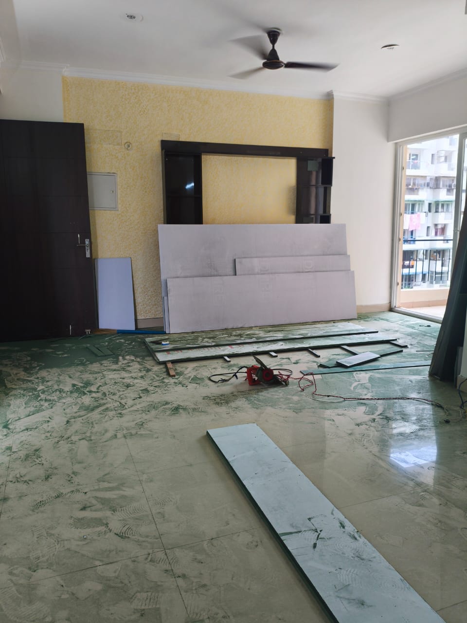 3 BHK Apartment For Rent in Amrapali Crystal Homes