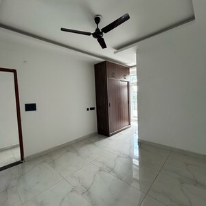 Room in 3 BHK Apartment at JKG Palm Residency, Turner Road – for Sale